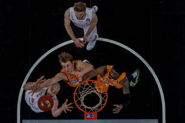 球队士气低 球队士气低