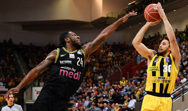 在面对强队 在面对强队